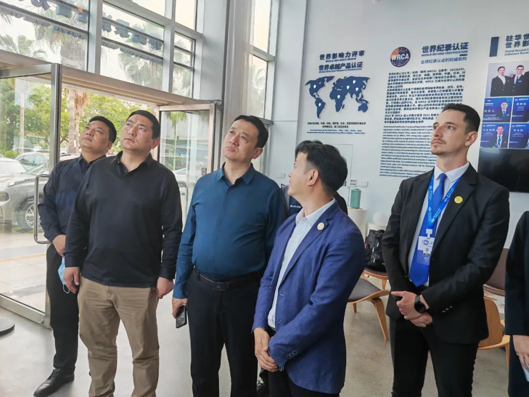 青海同仁市长赵建国一行莅临世界纪录文化馆